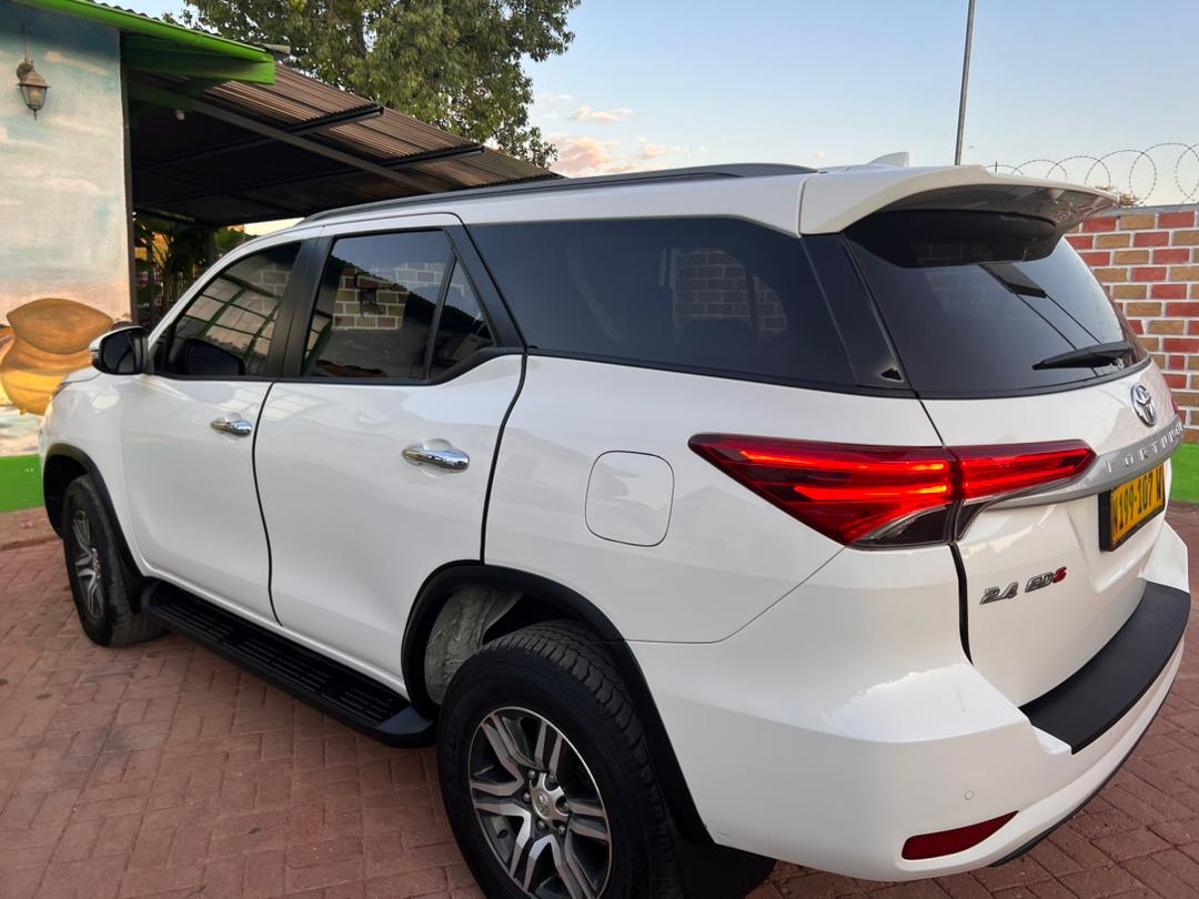 Toyota Fortuner 4x4